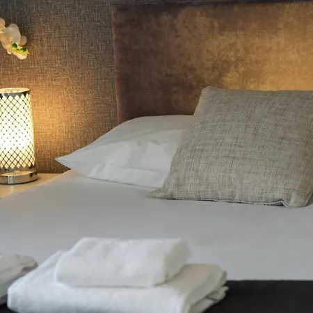 Redbourne Holiday Home Бостон Номер фото